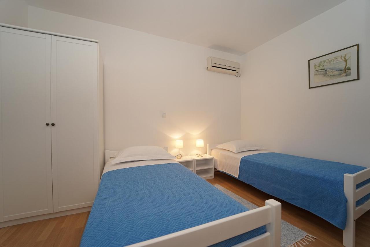 Apartments Bisko Prizba Bagian luar foto